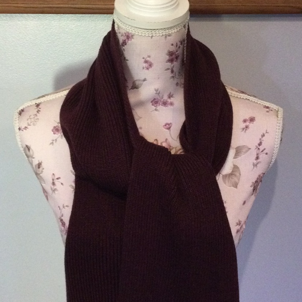 Cole Hahn Burgundy Scarf - Picture 5 of 13